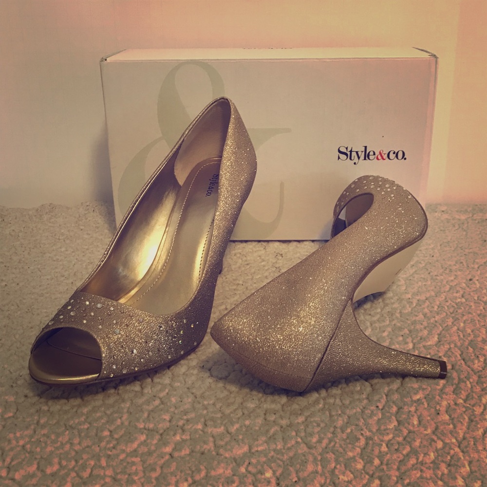 Monaee Peep Toe SlingBack Classic Pumps, Size: 11